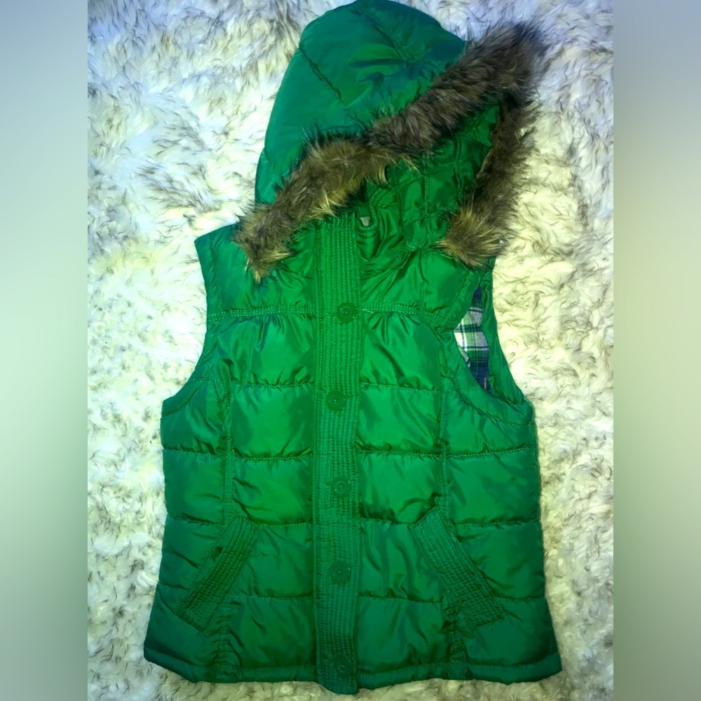 Aeropostale size large woman’s hoodie vest puffer jacket winter